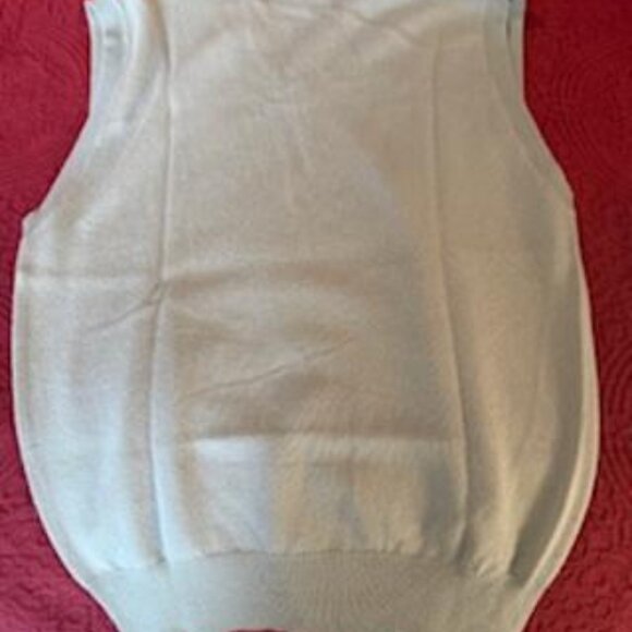 Polo Sweater Vest - Picture 3 of 4